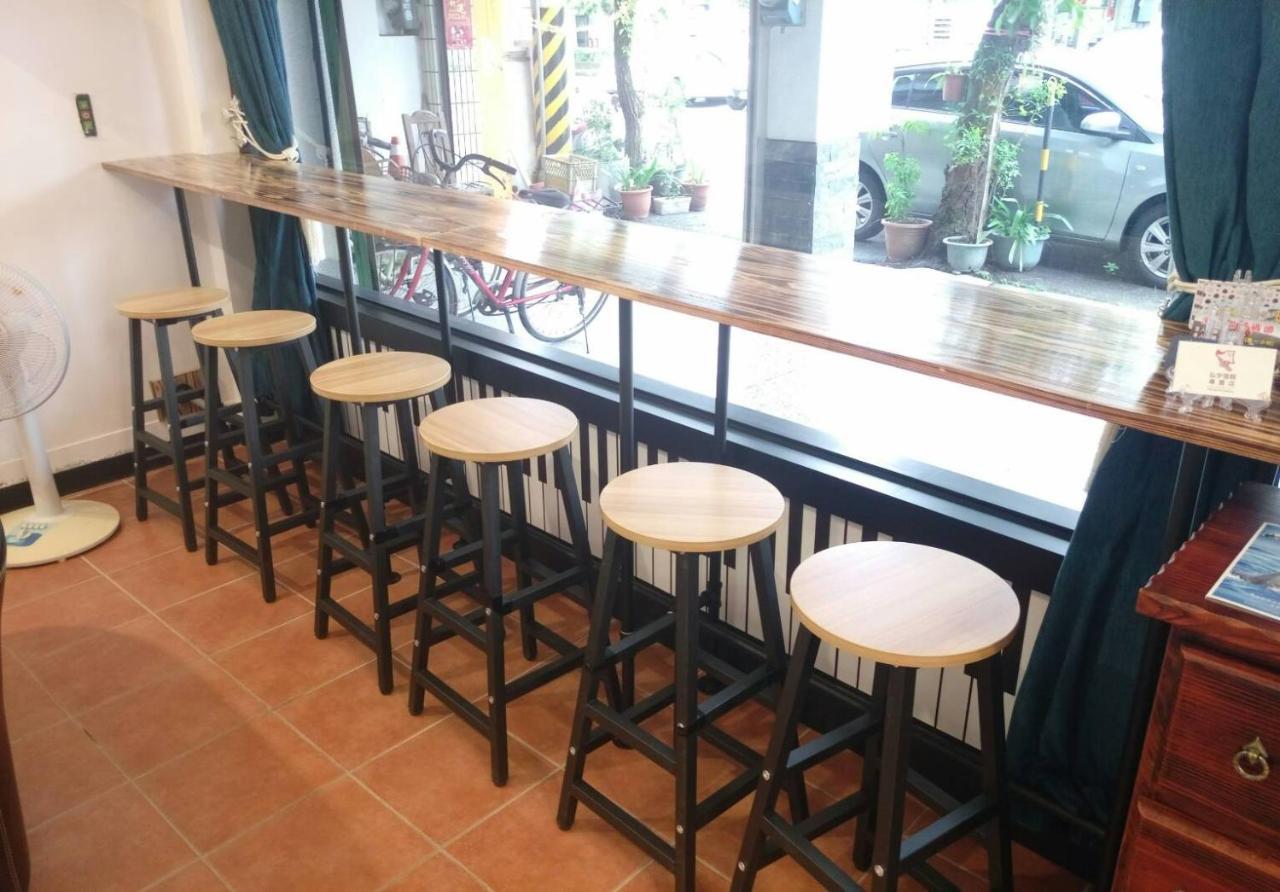 小小鋼琴家民宿&近夜市文創美食街 Hualien Kültér fotó