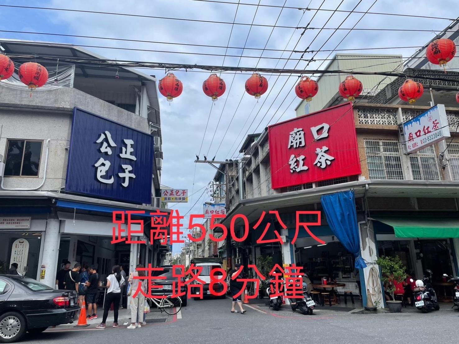 小小鋼琴家民宿&近夜市文創美食街 Hualien Kültér fotó